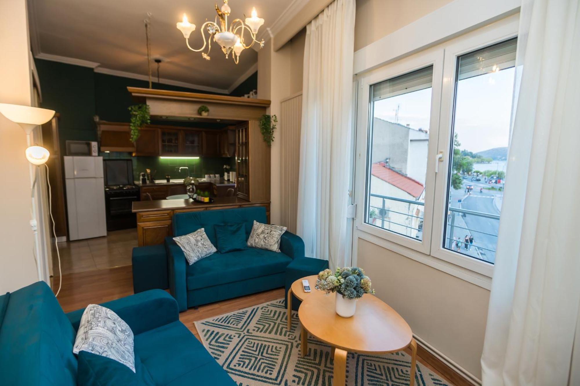 Апартаменты Corner House Кастория Экстерьер фото